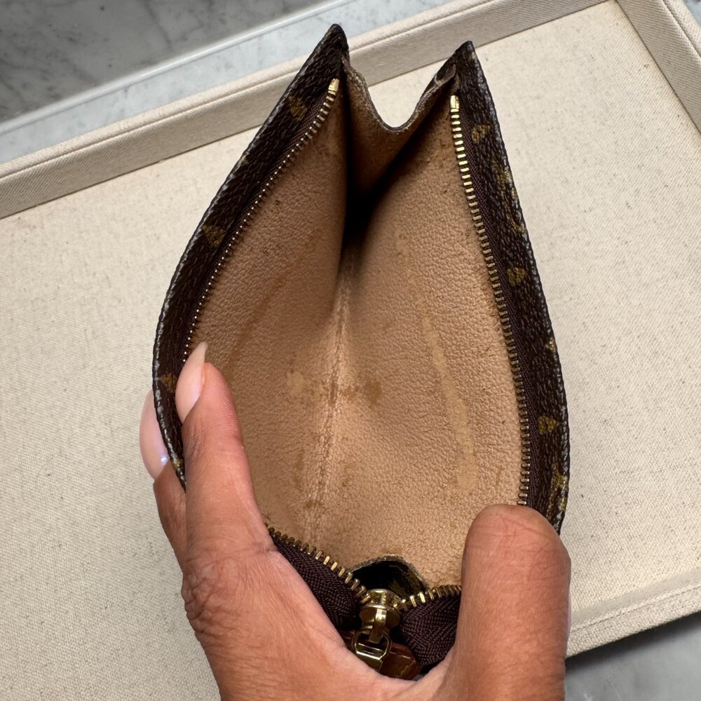 Louis Vuitton Vintage Monogram Toiletry Pouch - Picture 6 of 7